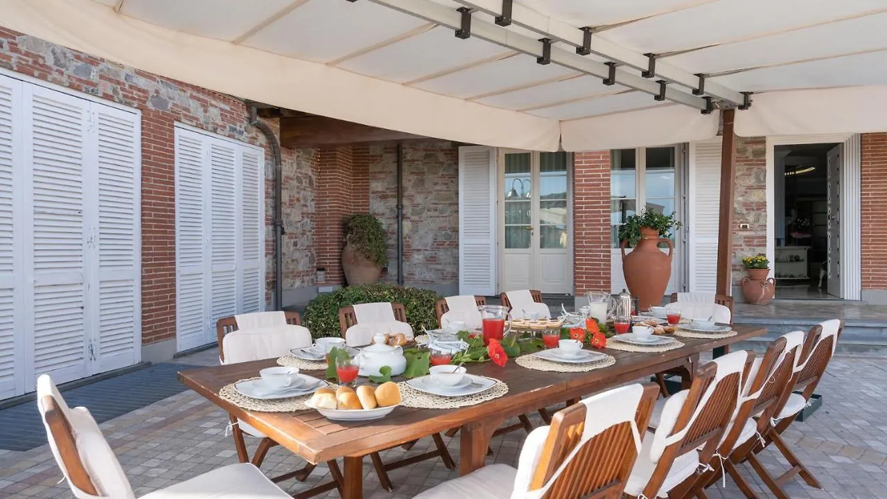 Villa Gabri 8&2, Emma Villas Montecarlo