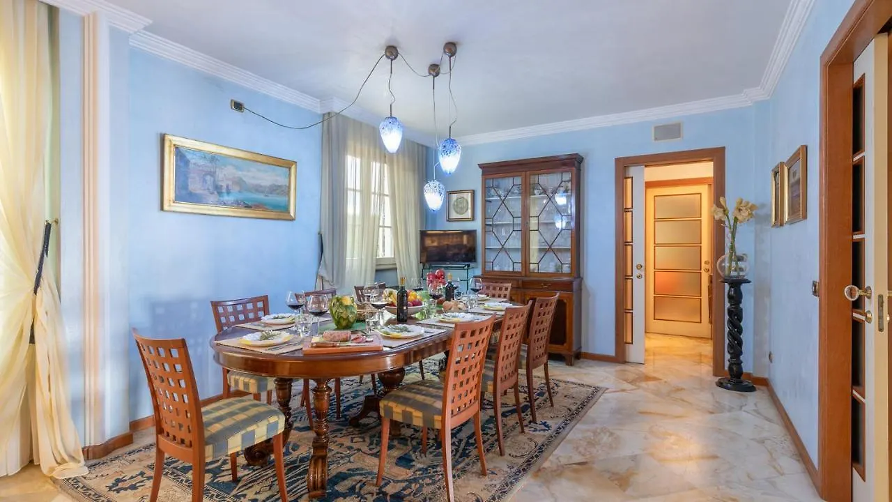 Villa Gabri 8&2, Emma Villas Montecarlo