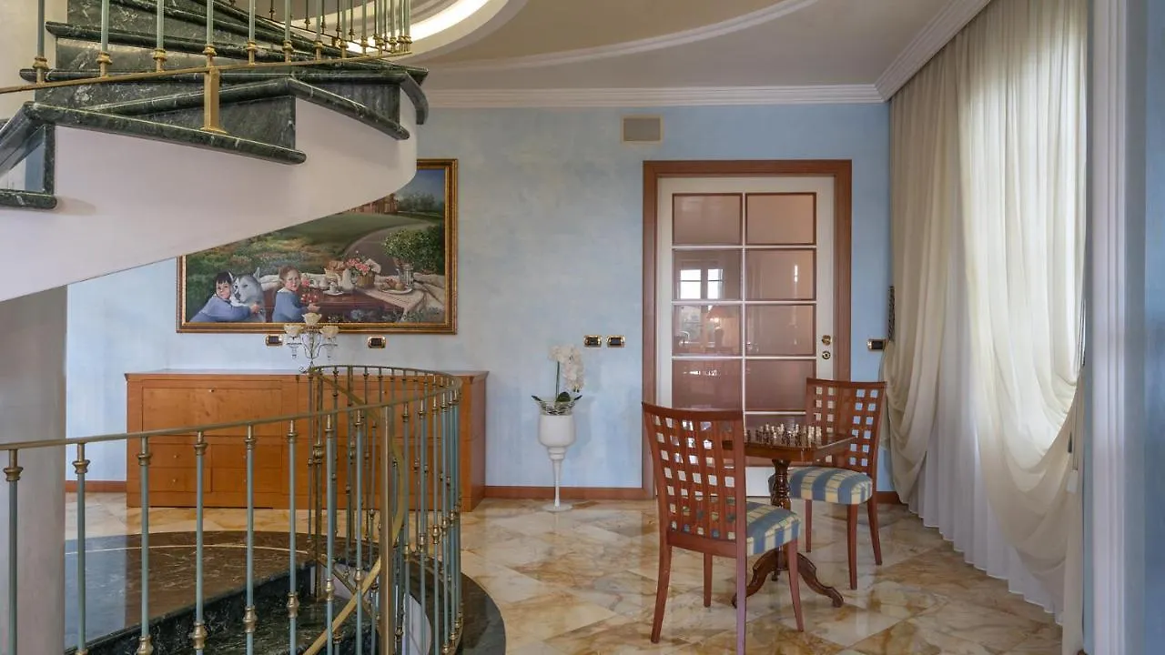 Villa Gabri 8&2, Emma Villas Montecarlo