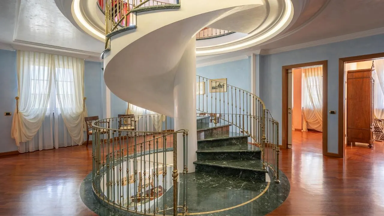 Villa Gabri 8&2, Emma Villas Montecarlo
